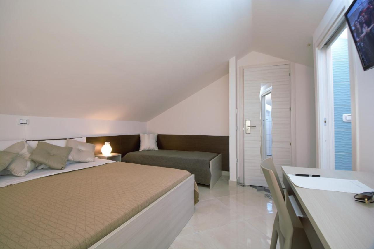 Askia Rooms & Breakfast Ашеа Екстер'єр фото