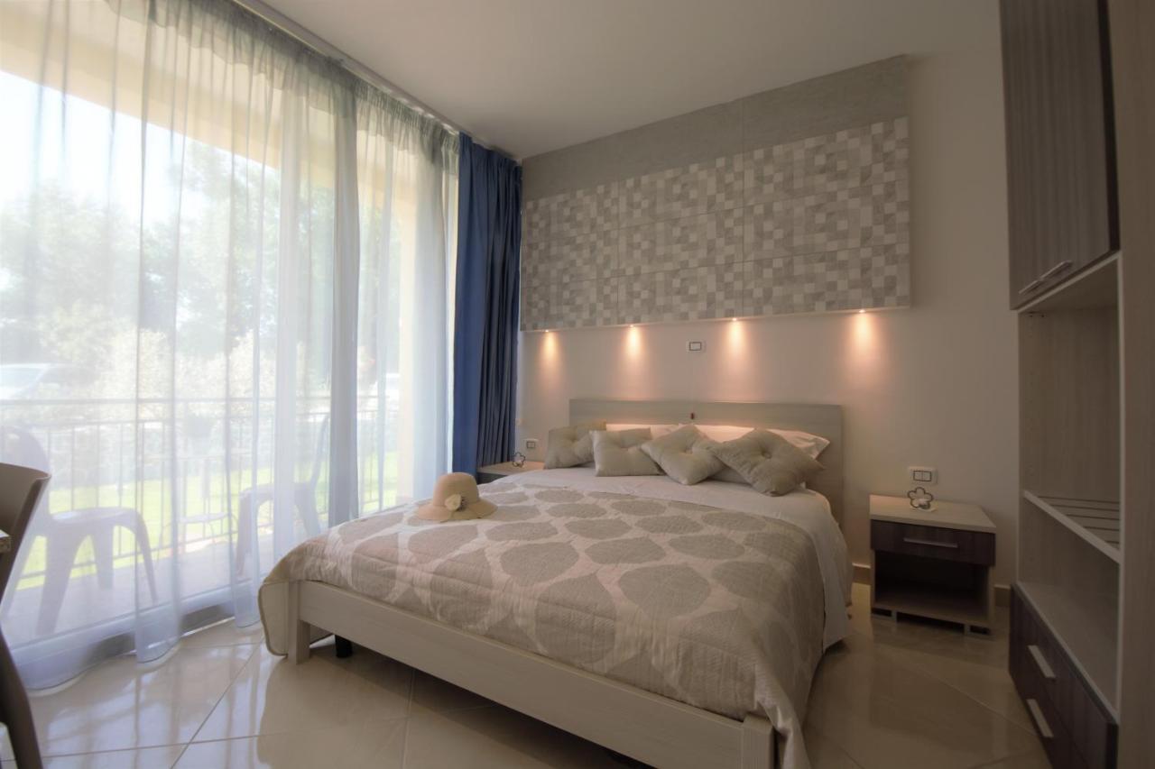 Askia Rooms & Breakfast Ашеа Екстер'єр фото