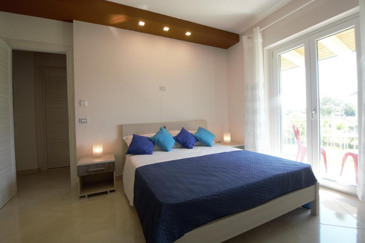 Askia Rooms & Breakfast Ашеа Екстер'єр фото