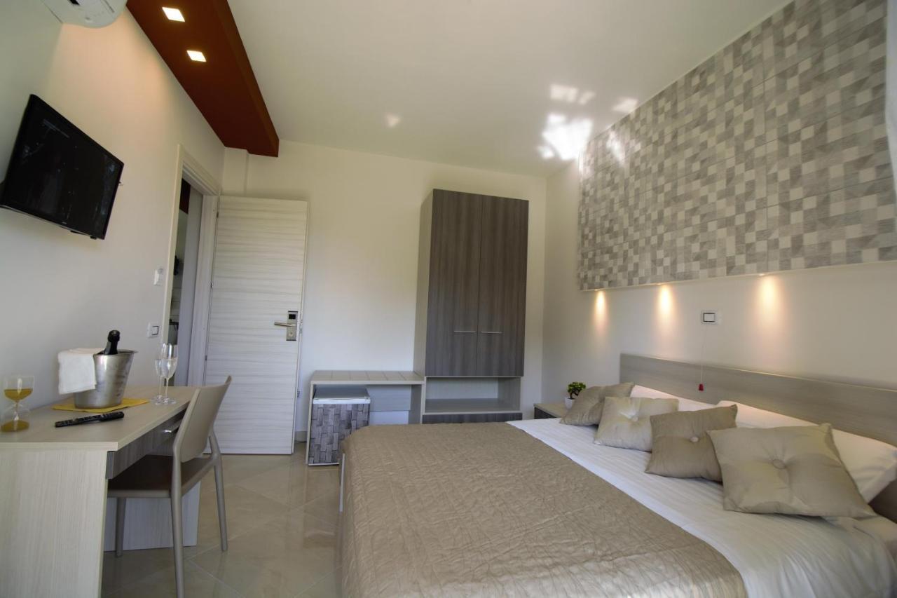 Askia Rooms & Breakfast Ашеа Екстер'єр фото